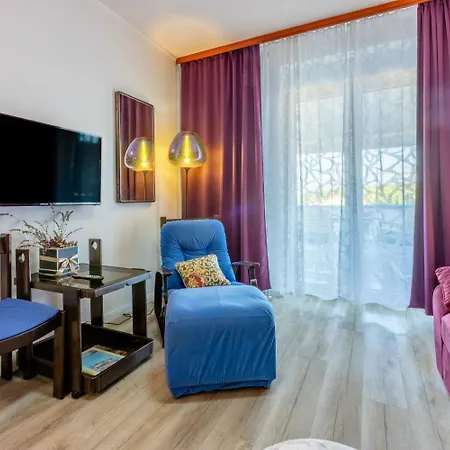 Mila - In Blue Apartment