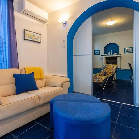 Mila - In Blue Apartment *