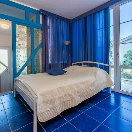 Mila - In Blue Apartment