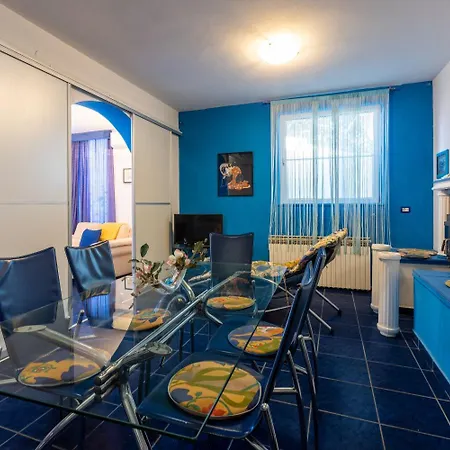 Apartment Mila - In Blue