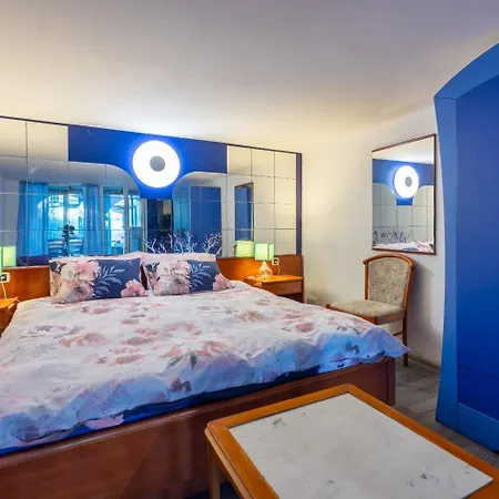 Apartment Mila - In Blue *