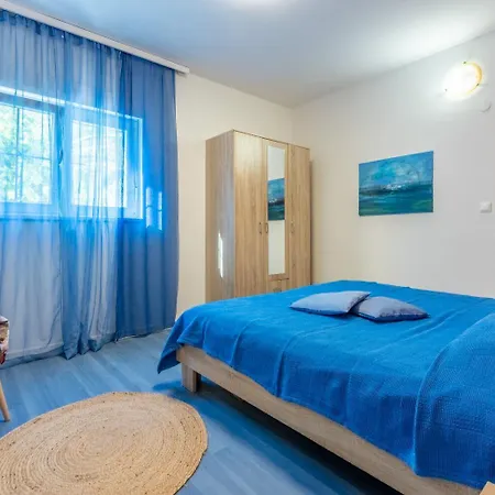 Mila - In Blue Apartment
